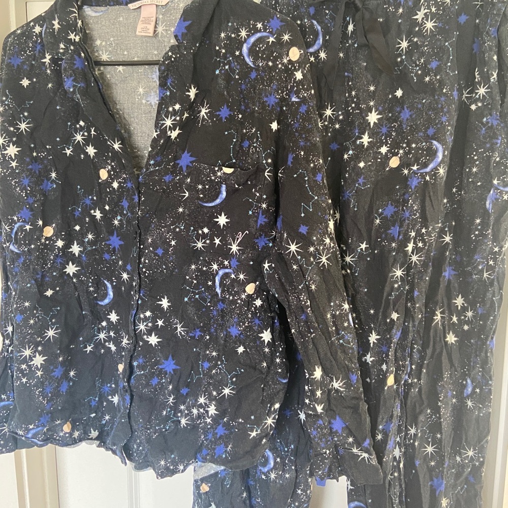 Victoria’s Secret Starry Night Pajama Set